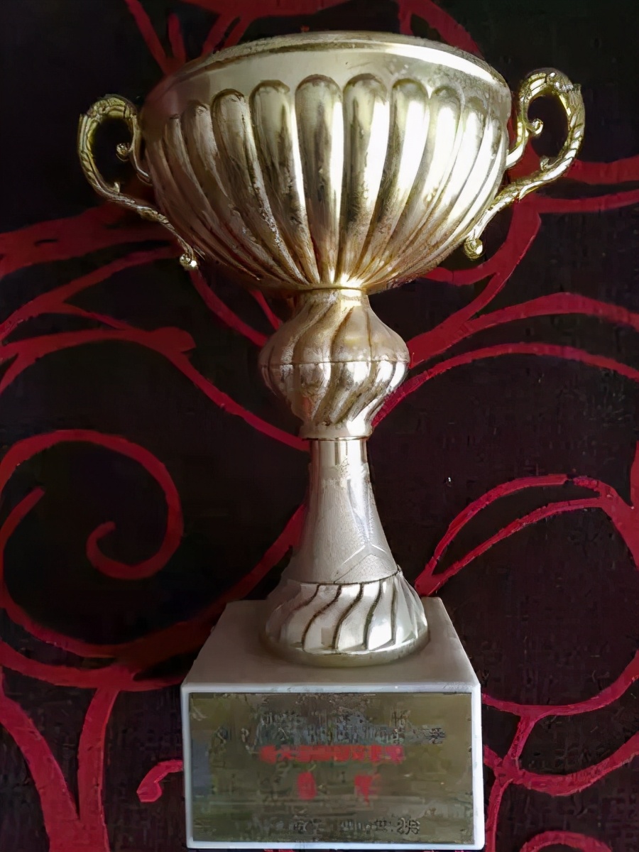 风雨历程一记郭玉清，田世英与规范交谊舞20周年回顾（二）