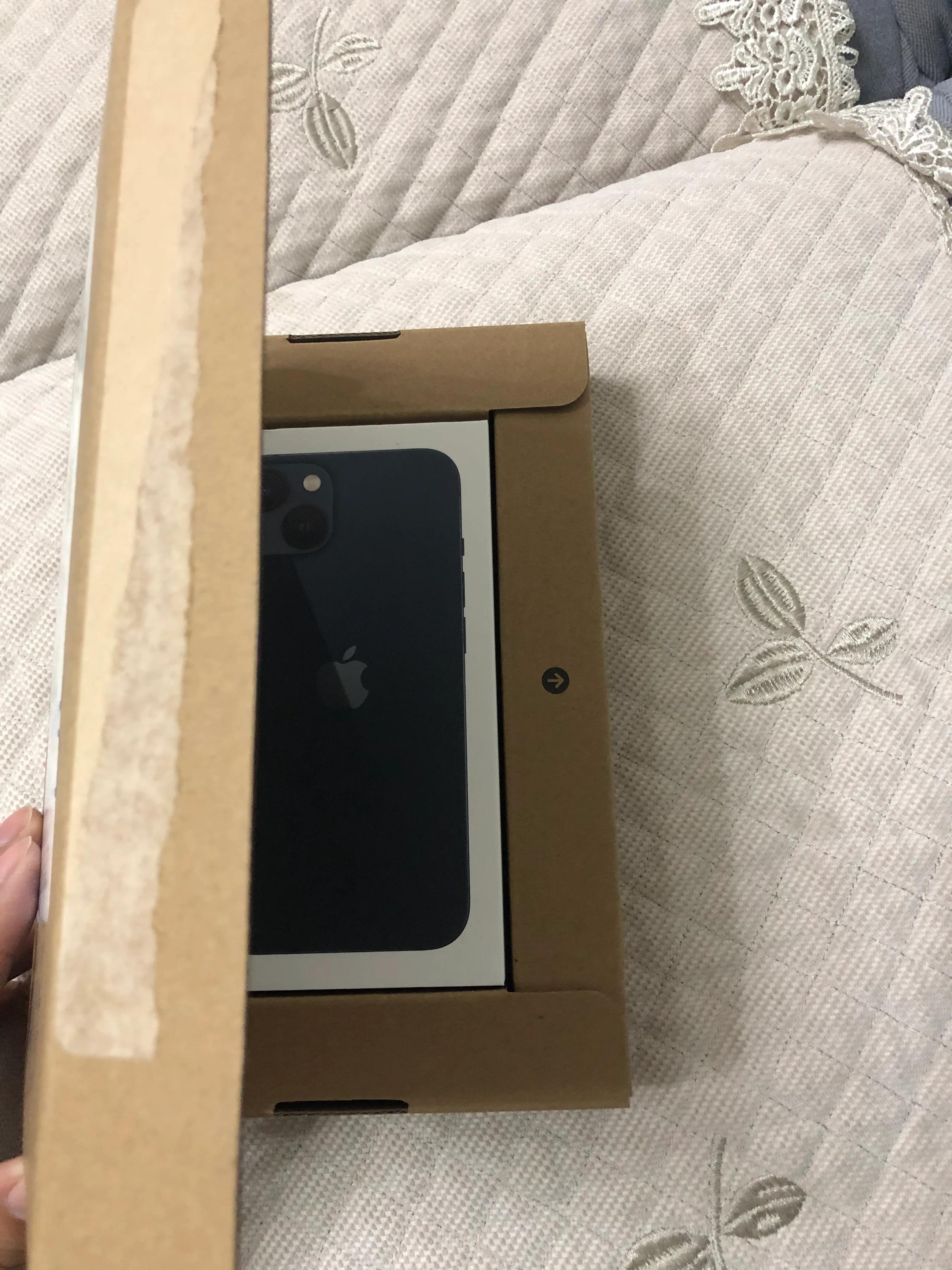 苹果13蓝色拆箱评测,苹果13新机拆包再封包