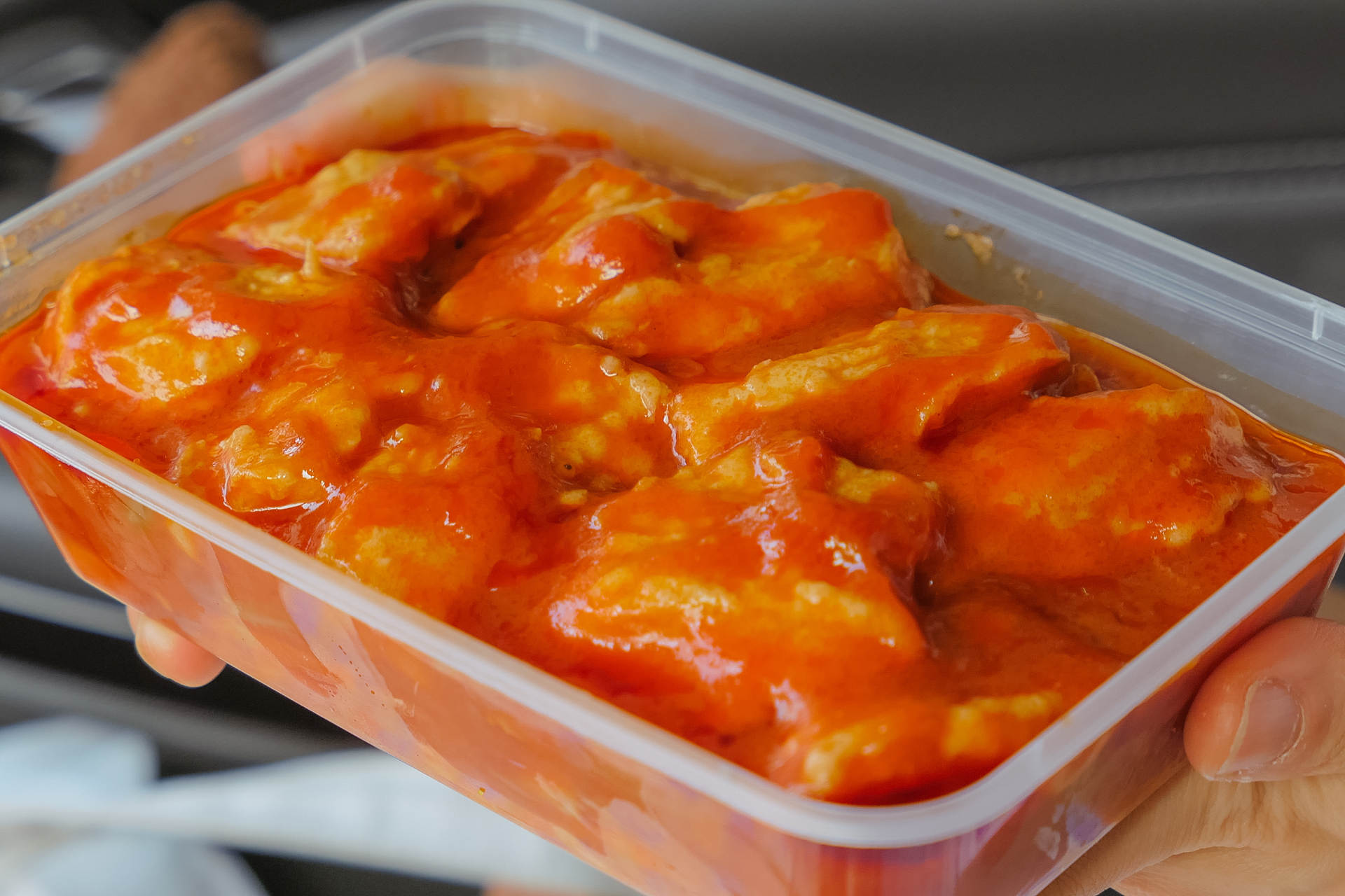 在天津，百十年来西餐一直和煎饼果子si“盟兄弟”？