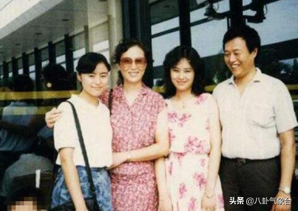 邬君梅近照风情万种,邬君梅坦言当过小三