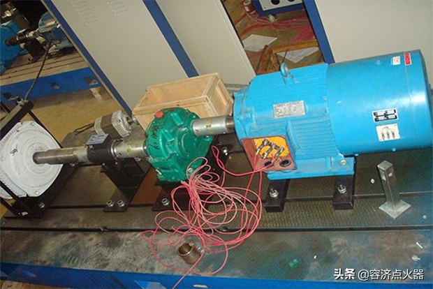 变频器会损坏会导致跳闸吗,变频器会导致烧电机吗