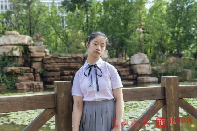 “自信才有力量向前冲！”昆十中这名662分的考生，在逆境中乐观成长