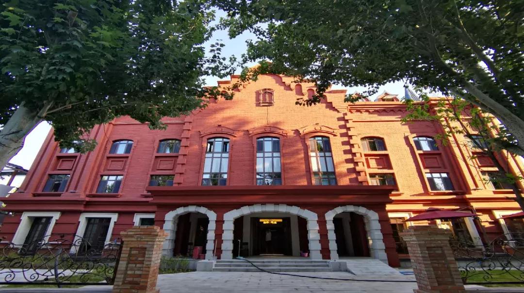 可以靠颜值偏要靠技术,能靠颜值偏靠实力