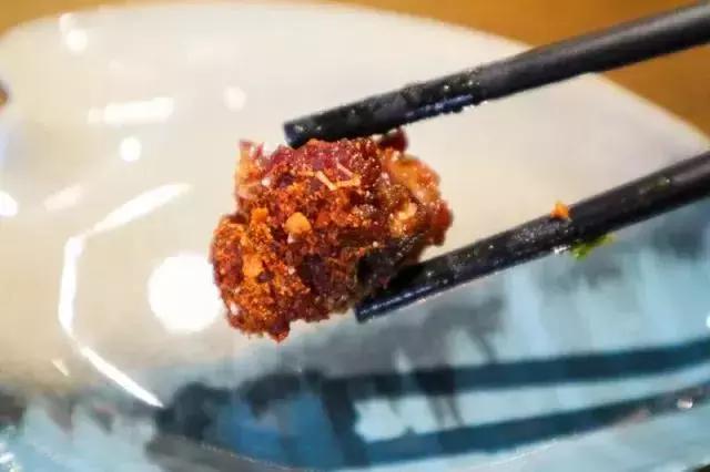 串串天堂抖音爆款!走,跟着趣码君打卡南桐梓林”新街里美食街