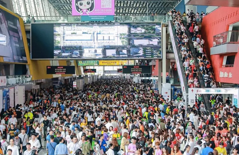 电动上妆、清水卸妆、瞬间遮秃,不可错过的美博会“彩蛋”!