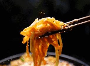 螺蛳粉要泡来煮还是直接煮,煮螺蛳粉是在水开之前下还是之后