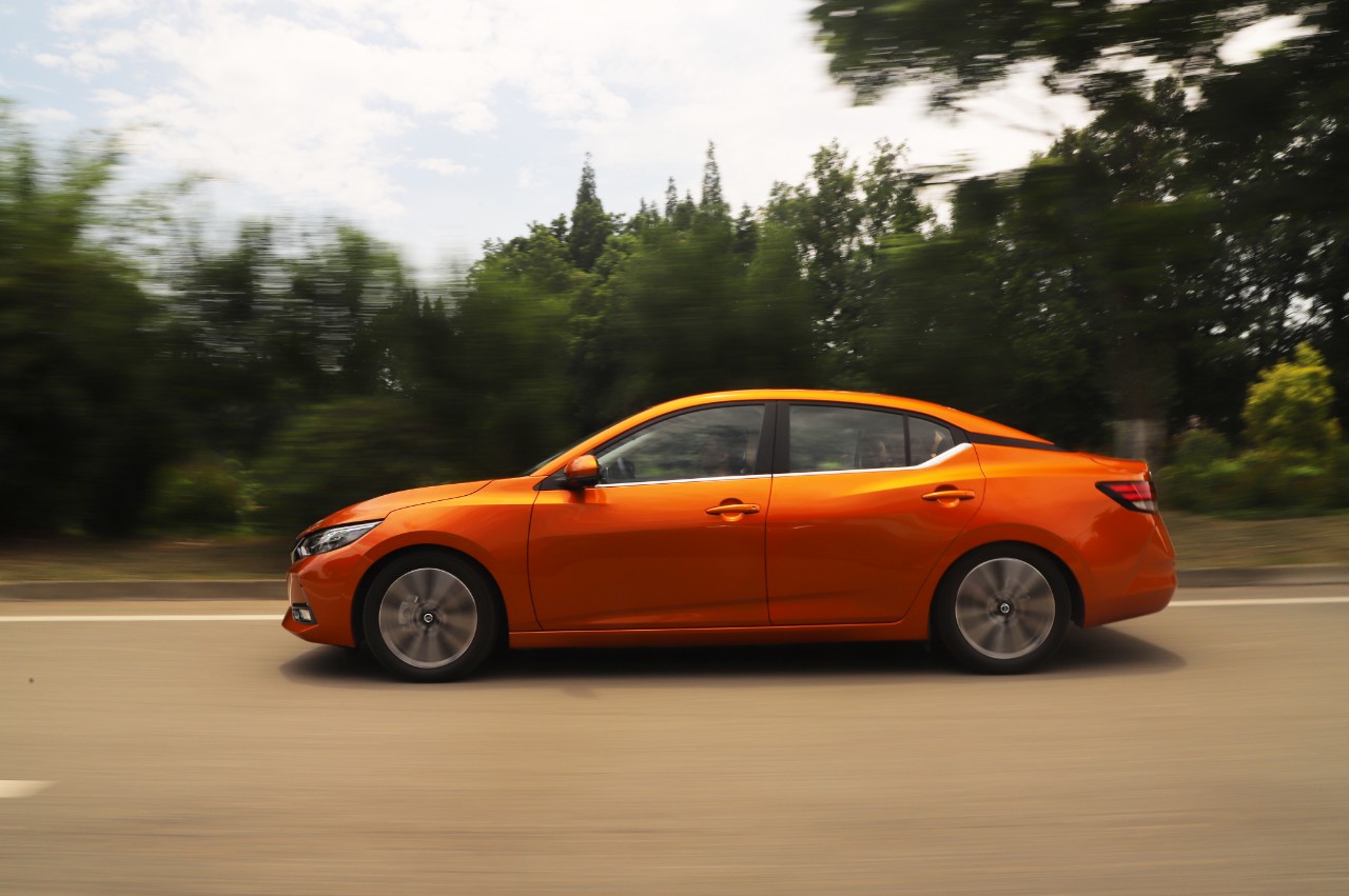 全新一代日产轩逸省心省油好选择,最新14代日产轩逸值得购买吗