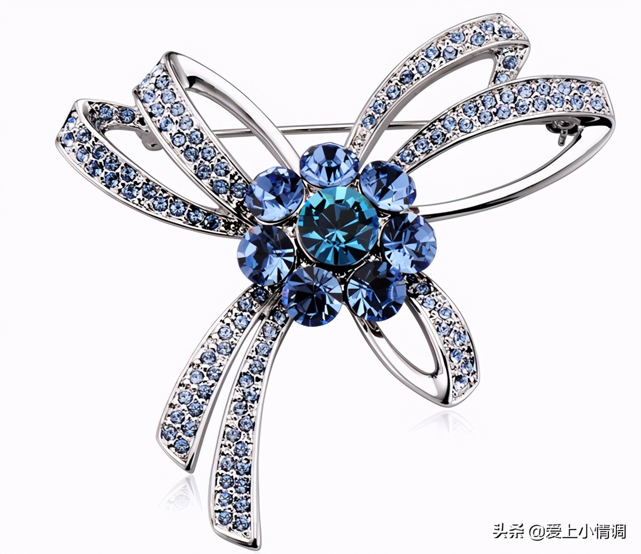 施华洛世奇胸针视频,施华洛世奇胸针最新款