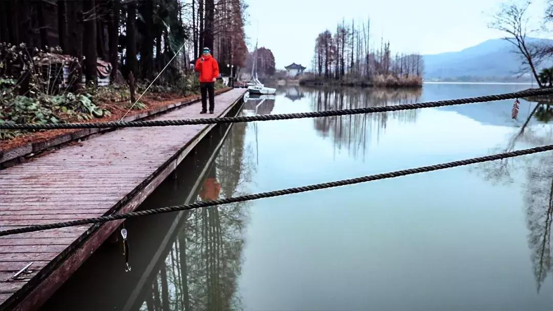 路亚饵挂底解救攻略,早春路亚用什么拟饵好