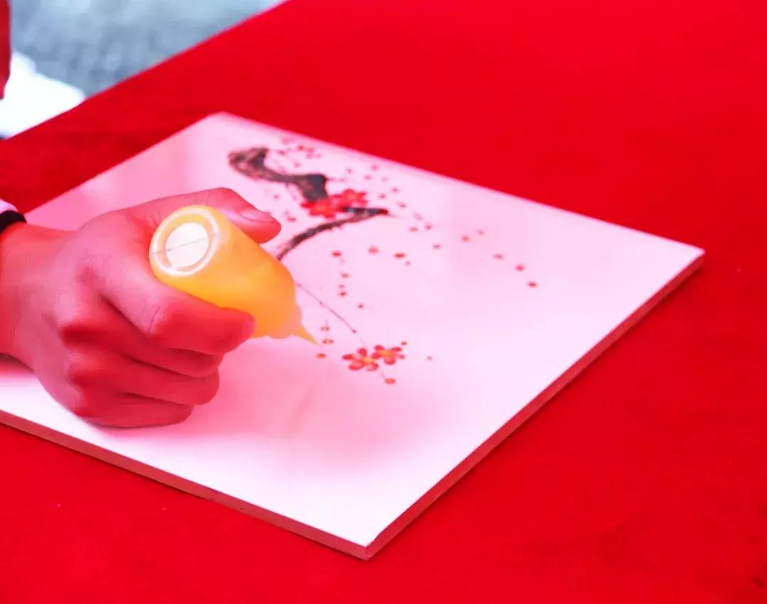 厉害了我们的新时代内容简介,松桃中等职业学校