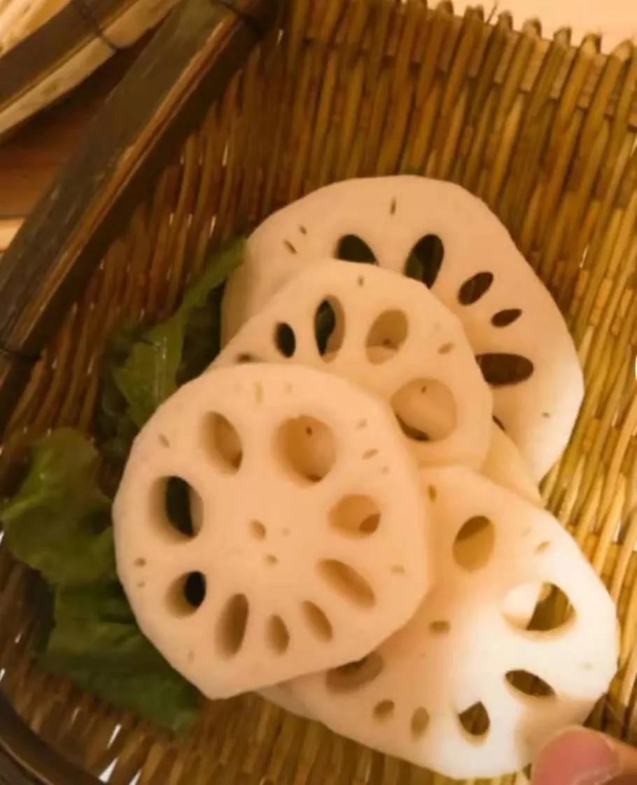 网红火锅店被打,网红在海底捞被骂