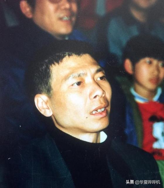 是德不配位，还是压抑太久，冯小刚和王朔的恩怨情仇