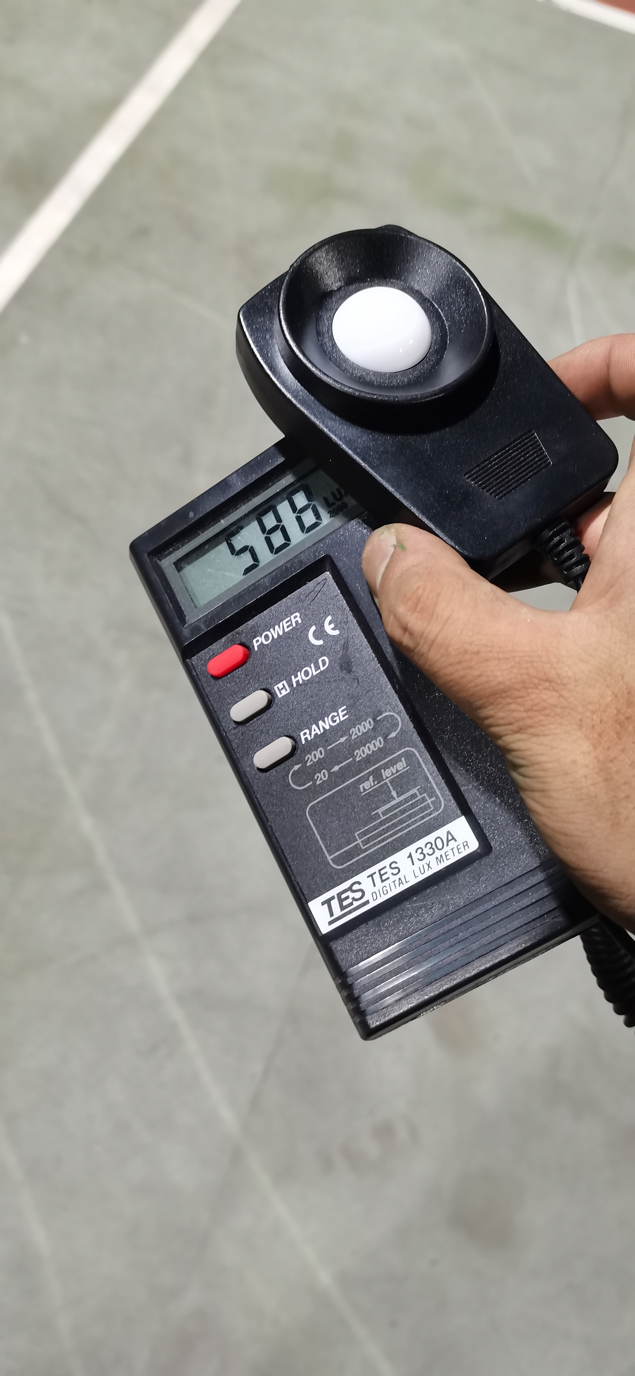 在深圳,惟亚蒂又一天台篮球场灯光项目顺利完工,球友:大大的赞