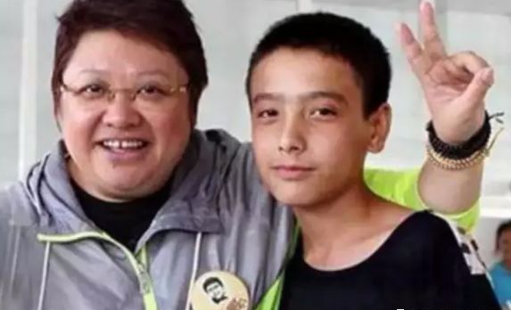 49岁韩红现在状况,48岁韩红近况如何