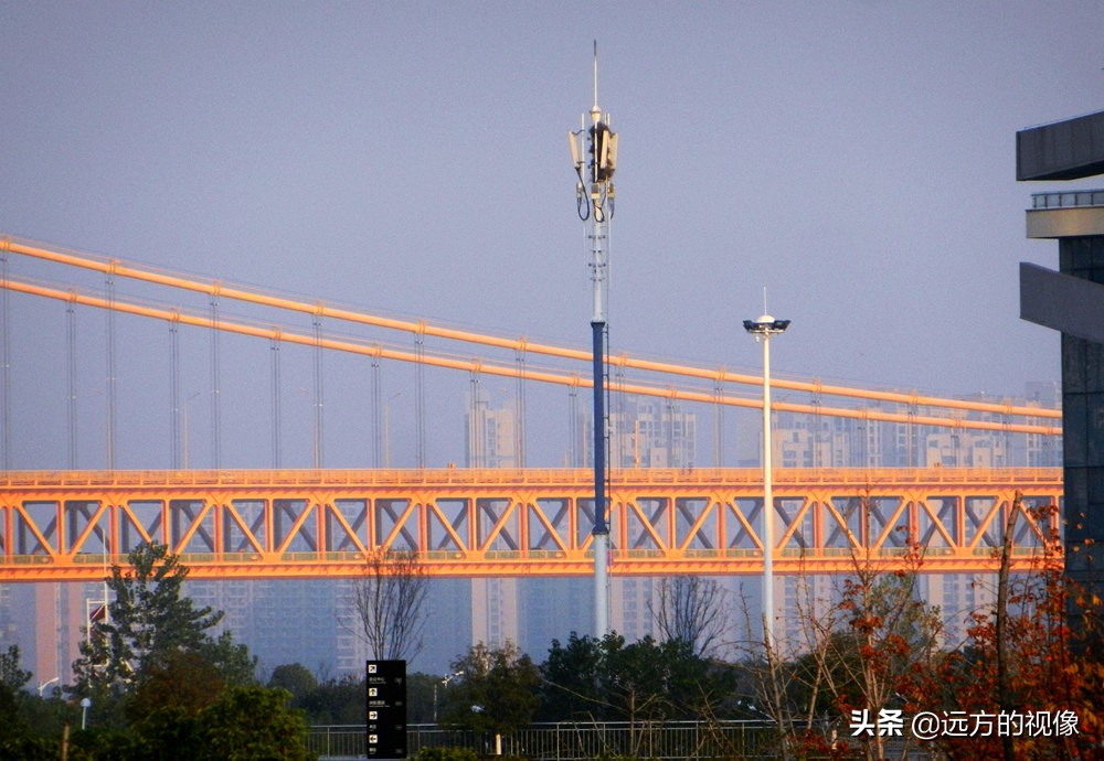 现在手机拍照强过微单,如今手机拍照还有必要买单反吗