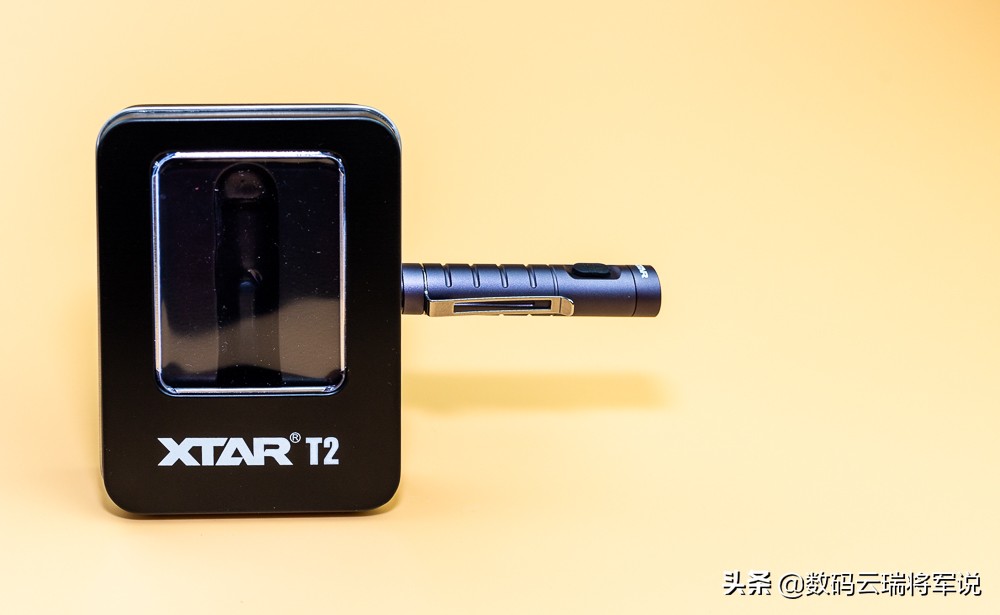 小有小的便利XTART2TypeC迷你可充磁吸式手电轻体验