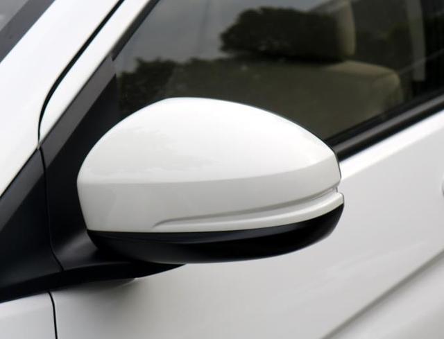 本田经典锋范1.5l5at驾驶感受,锋范15年1.5自然吸气8万公里多少钱