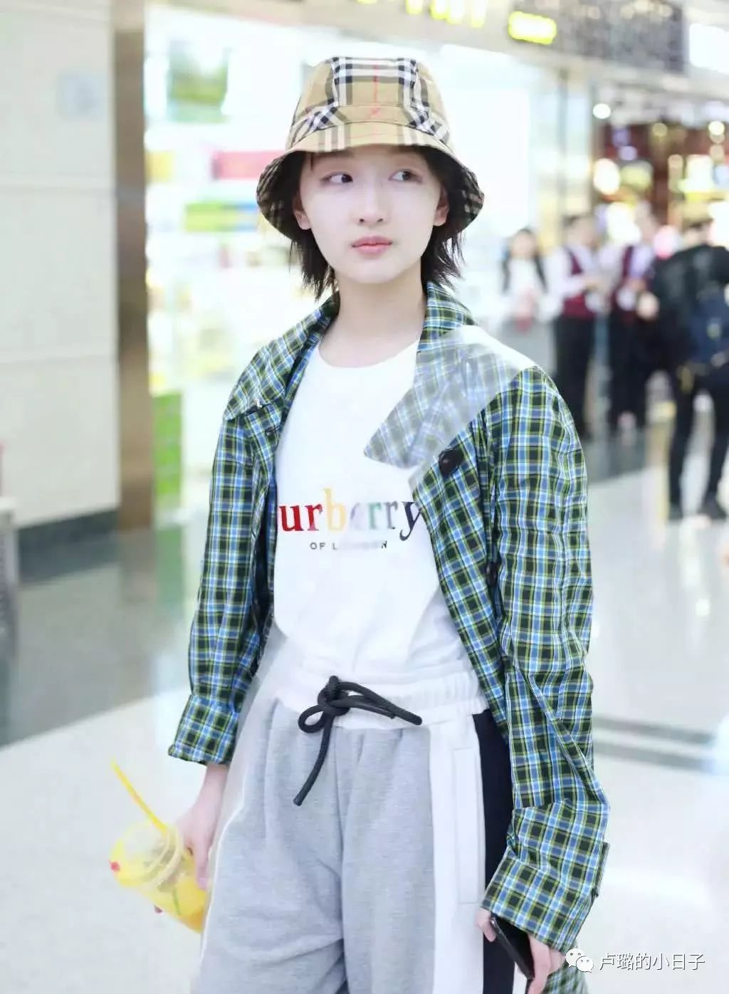 显高显瘦百搭，中年女人的少女感，是这样穿出来的