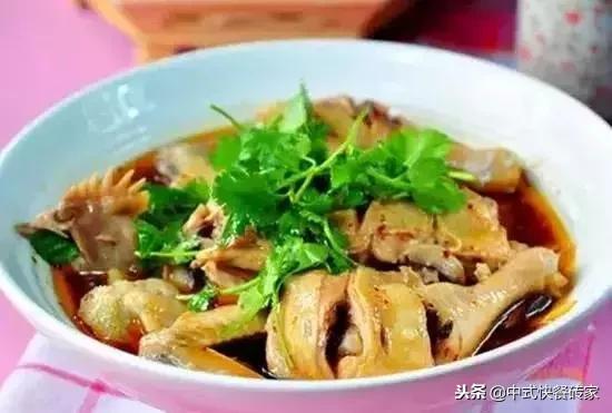 《粉蒸土豆》《妈妈蒸菜卷》《双椒蒸蛏子》《蒸扒鸡》美味