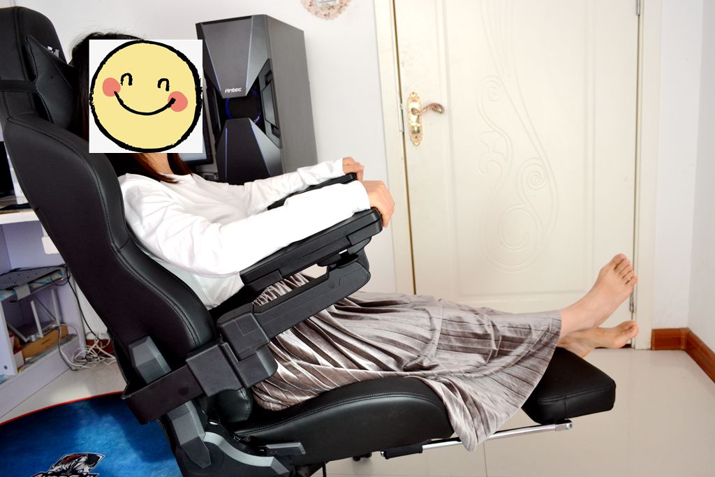 为吃鸡而生的傲风电竞椅,傲风电竞椅和雷蛇电竞椅哪个好