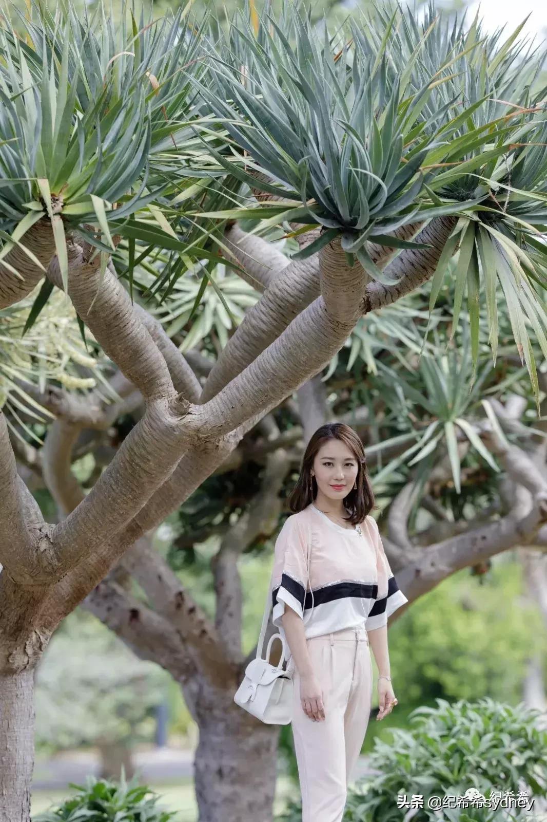 希希推荐包包,希希潮包轻奢