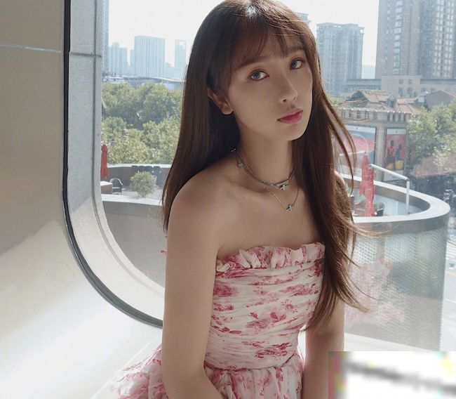 换发型就从齐刘海开始吧,大脸齐刘海太丑怎么改造