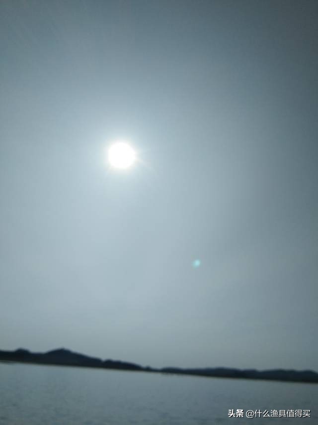 冬天钓鲫鱼小综合鱼竿,寒潮大风天钓鱼