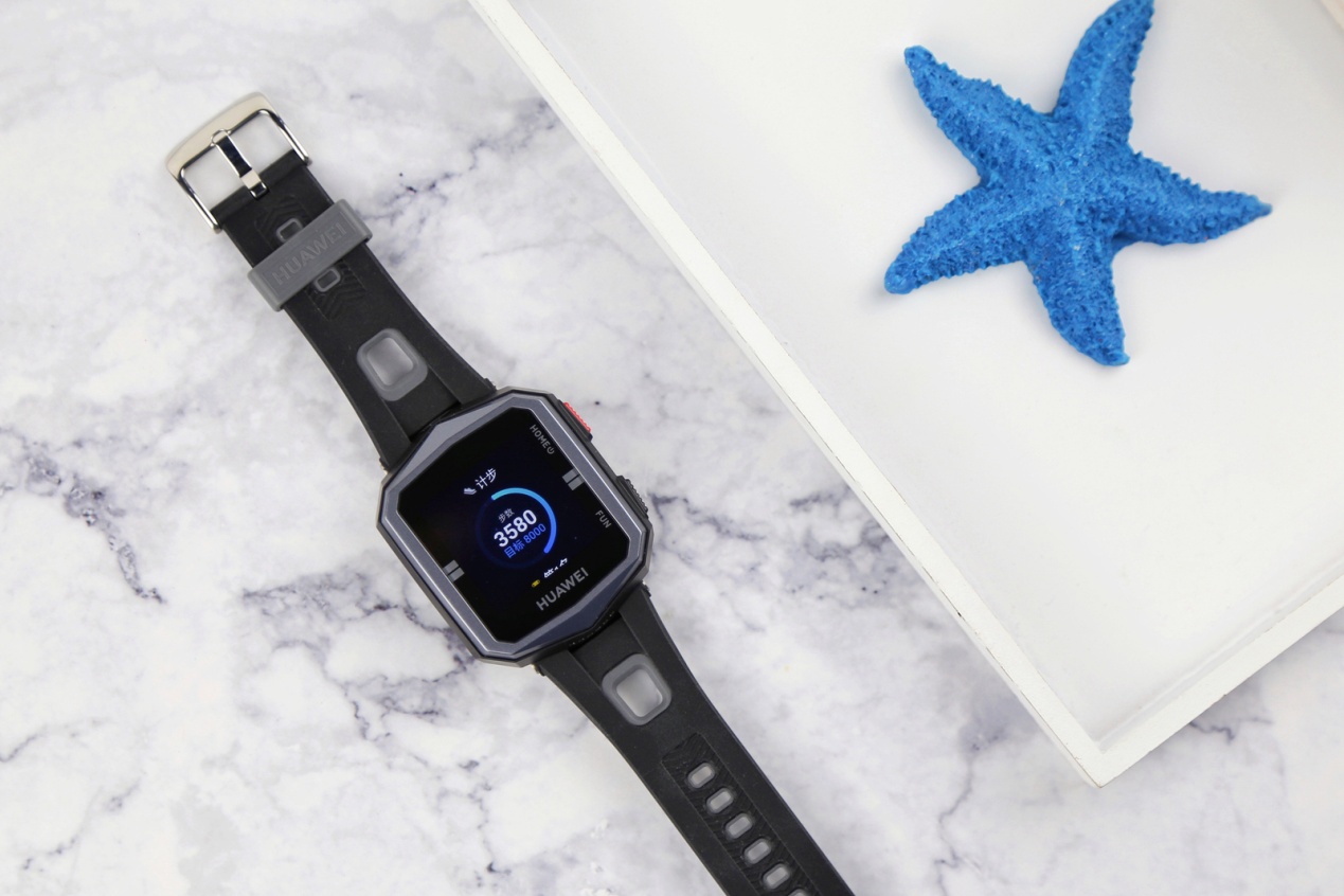 9重精确定位孩子的贴身守护者，华为儿童手表3X体验