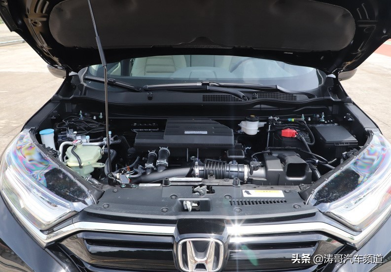 crv和荣放rav4越野比赛,丰田rav4荣放与本田crv哪个更省油