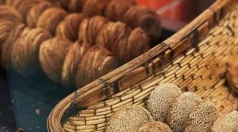 老北京地道的烧饼哪里最好吃,老北京的烧饼到底有多神奇