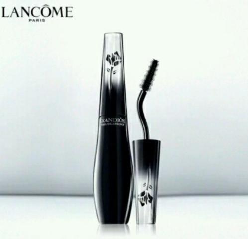 单眼皮适合假睫毛还是睫毛膏,小眼睛单眼皮适合哪种睫毛膏