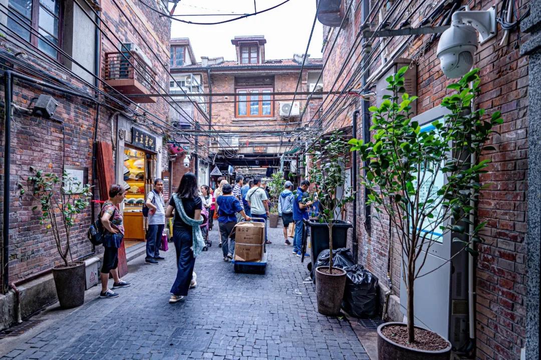 独家专访孙青锋:嫵WOO如何打破国际奢侈品牌的垄断