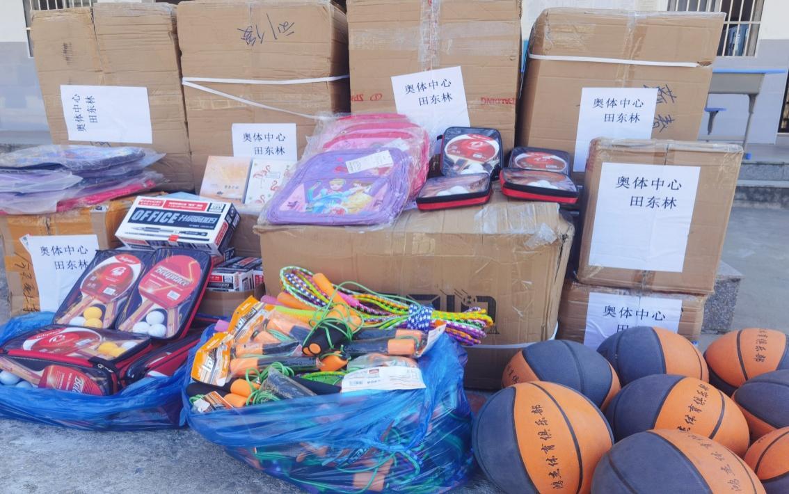 爱心传递情暖校园总结,爱在校园爱心捐赠作文400字