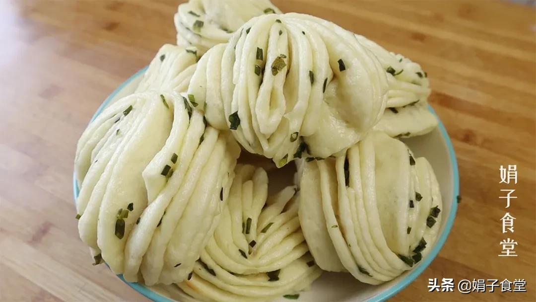 简单的花卷的做法拧法,简单花卷的几种拧法图解