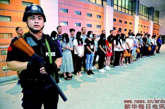 跨境网络赌博赌客以赌博为业案例,网上赌博一夜之间输掉7000