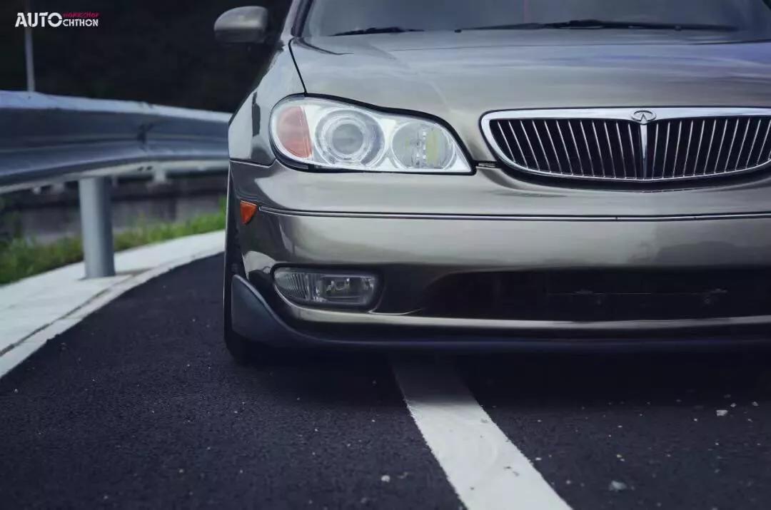 02年日产风度a33价格,02年日产风度a33驾驶体验