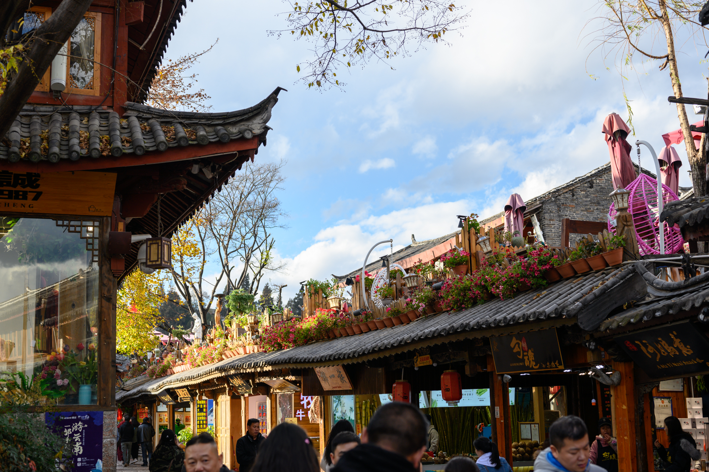 丽江古城过度商业化旅游,丽江古城旅游现状及问题