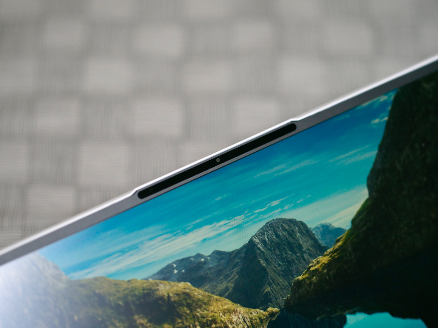 联想yogapro13s碳纤维限量版,联想yoga13s和小新pro14哪个好