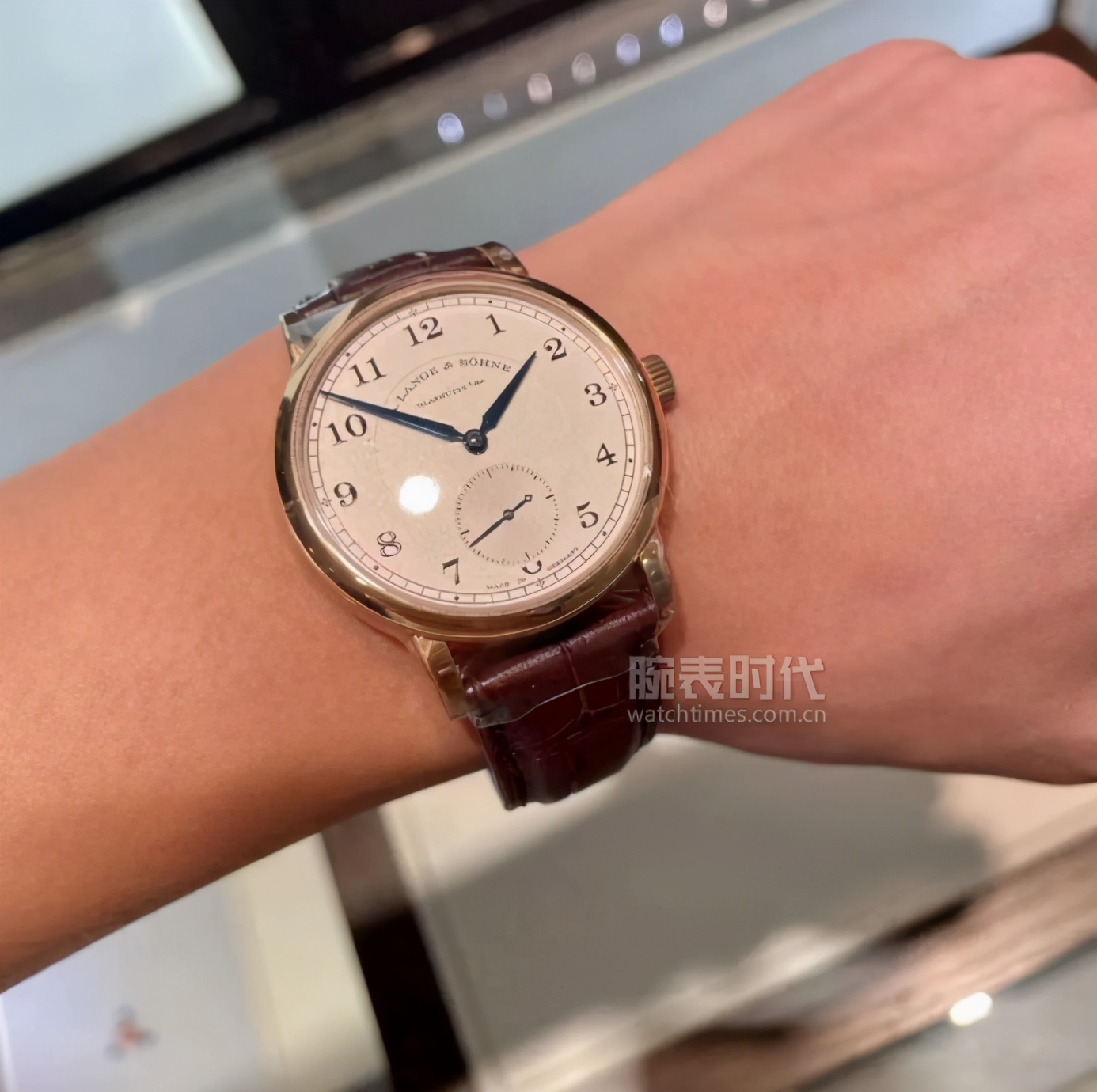 劳力士爱彼碳纤维表,劳力士爱彼江诗丹顿