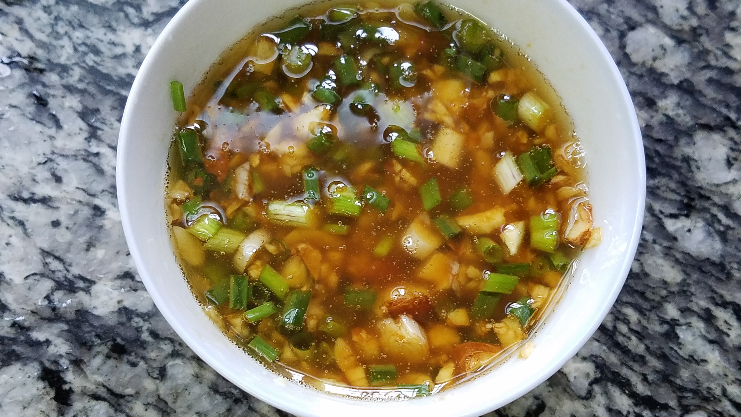 白切鸭的家常做法分享,广东白切鸭最正宗的教程