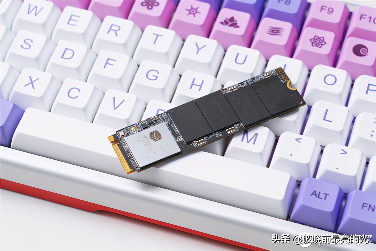 金士顿固态硬盘测试参数解读,金士顿pcie5.0固态测评