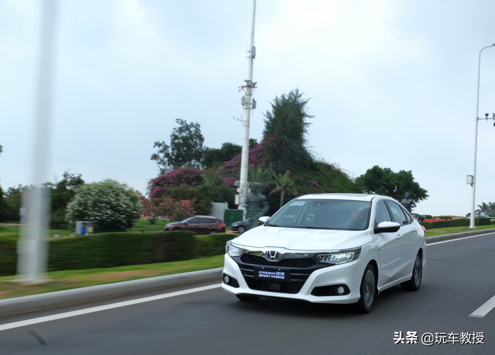 本田凌派锐混动2021款怎么开省油,凌派2022款1.0cvt豪华版新车油耗