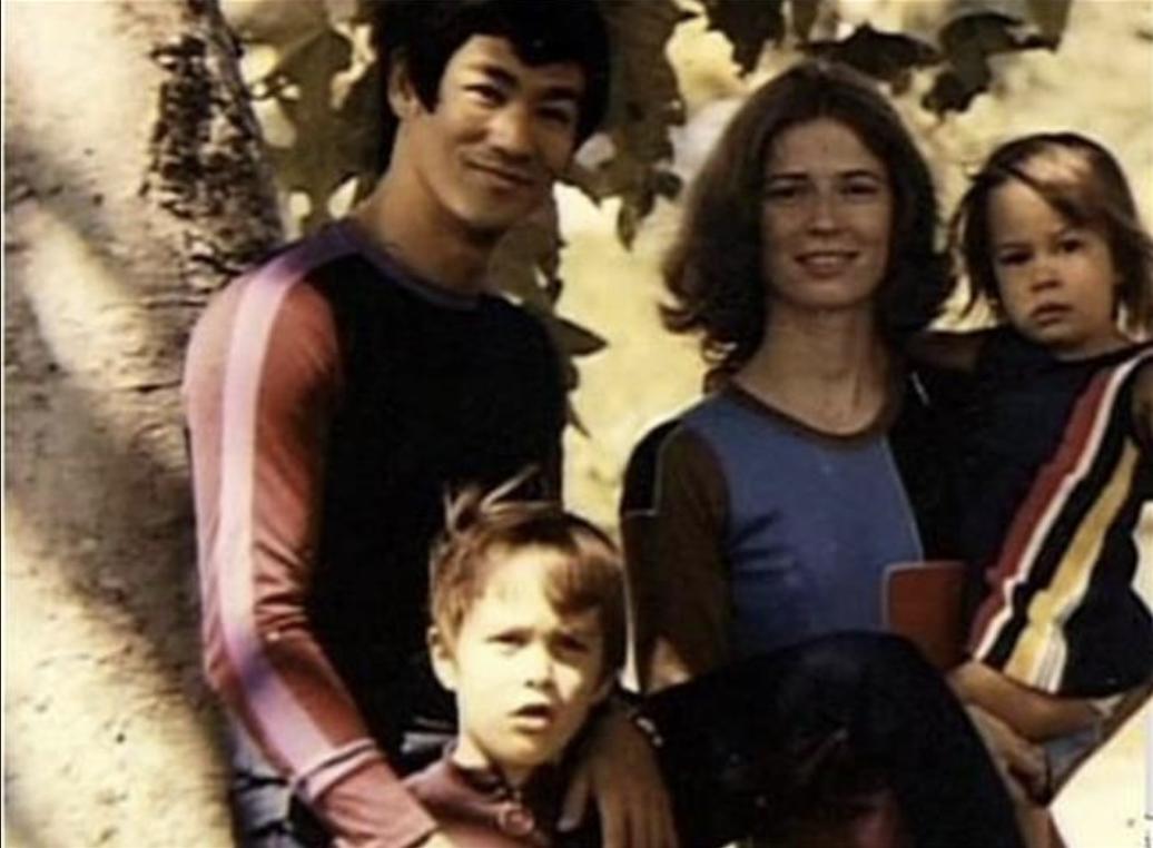 李小龙的死亡真相让人大吃一惊,李小龙死亡幕后的故事