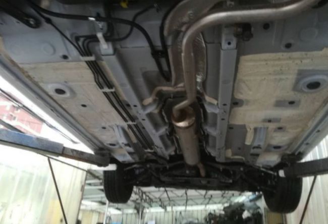 丰田威驰和奇瑞艾瑞泽哪个好,威驰和奇瑞哪个质量好