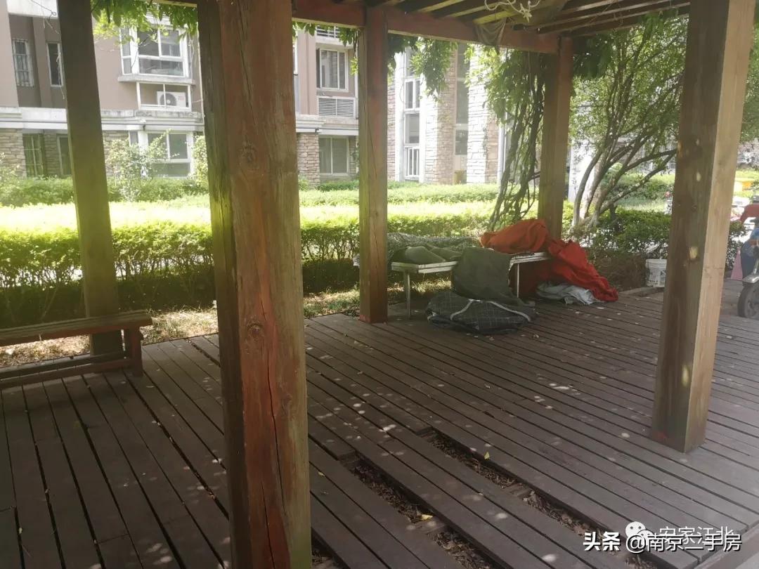 小区环境好价格低的二手房,小区位置好但物业差值得买吗