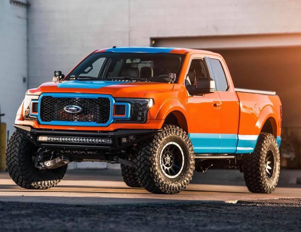 福特f1502021款街拍,雷神猛禽f150黑色