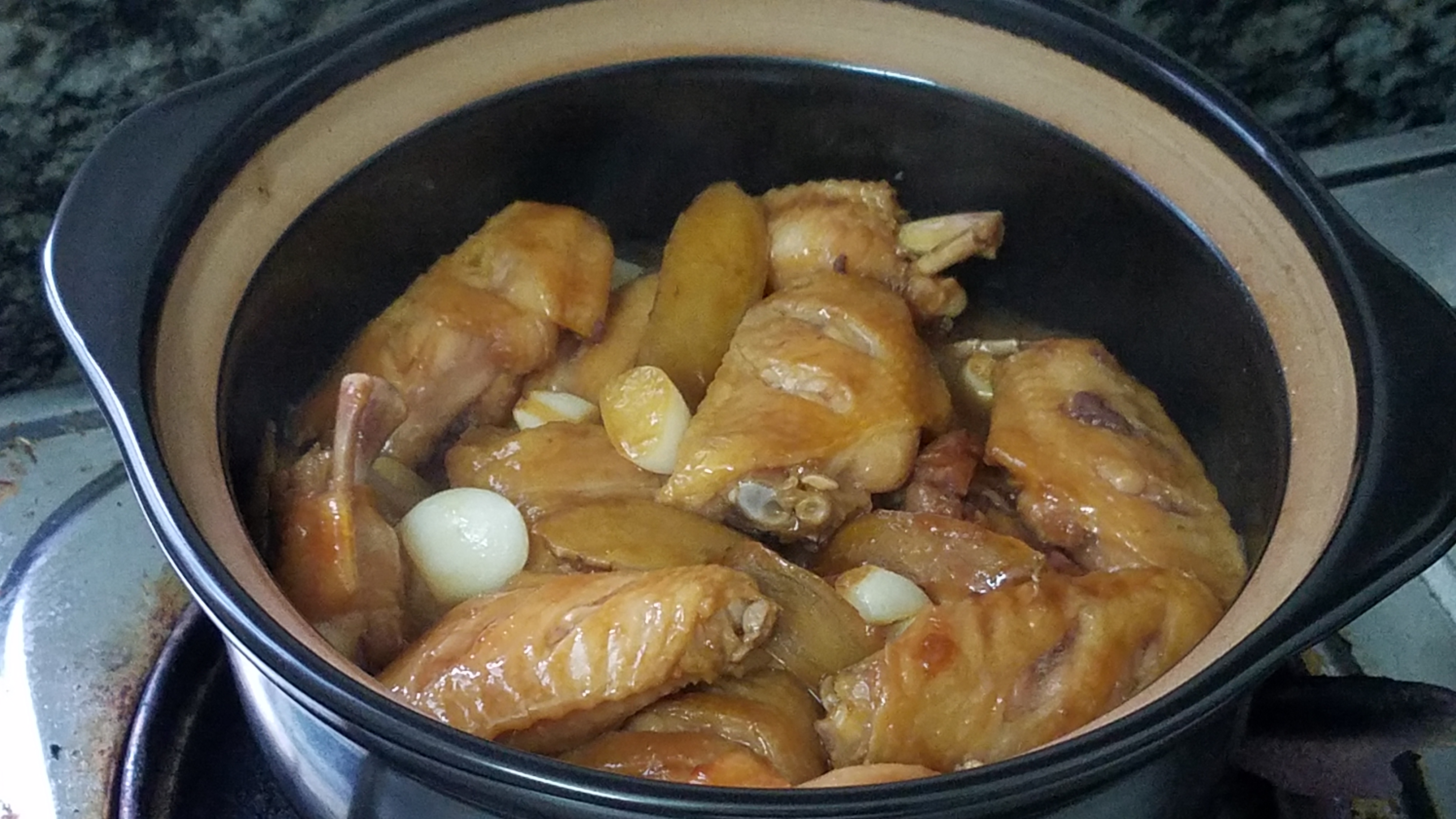 香喷喷的烤鸡奥尔良鸡翅,在家也能做香喷喷的鸡翅包饭