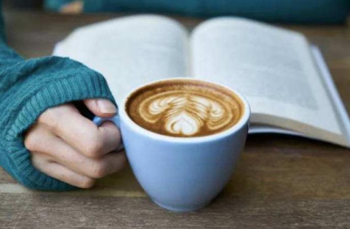 媳妇生孩子婆婆没管过,生孩子老公一家不管不问该怎么办