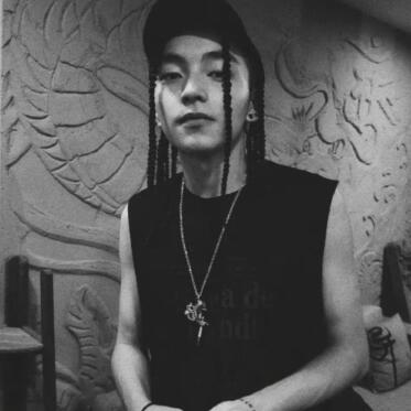 能掩盖发际线的发型,掩盖秃顶的发型男