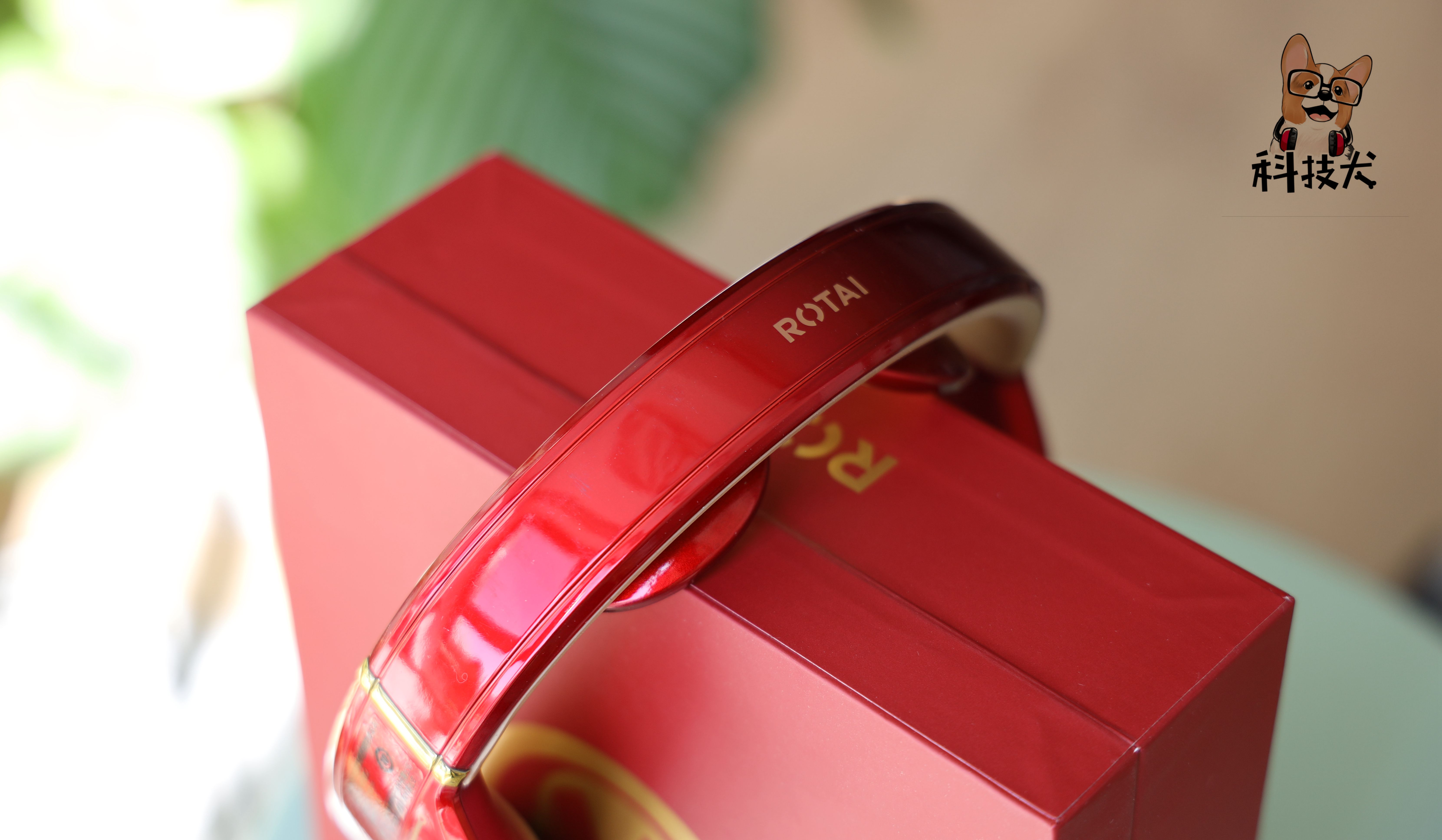 荣泰颈部按摩器k28,荣泰颈椎按摩器K35pro